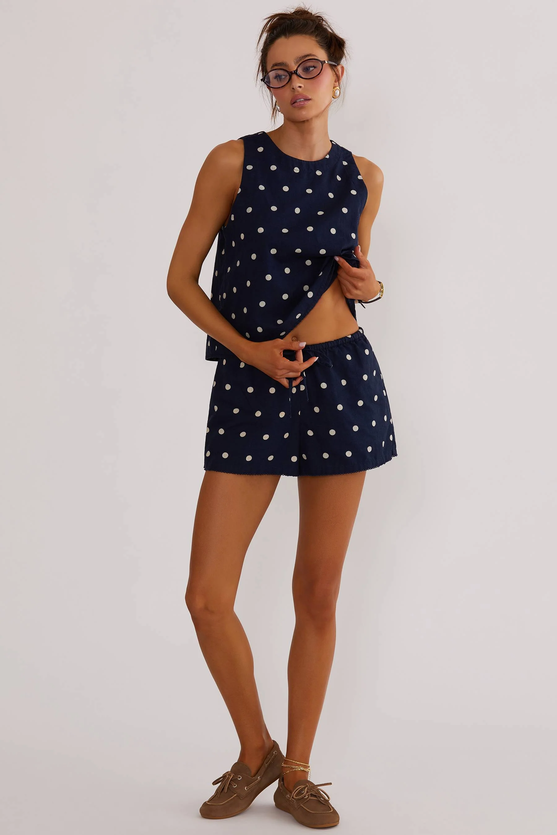 Birkley Short Navy Polka Dot Linen - Image 6