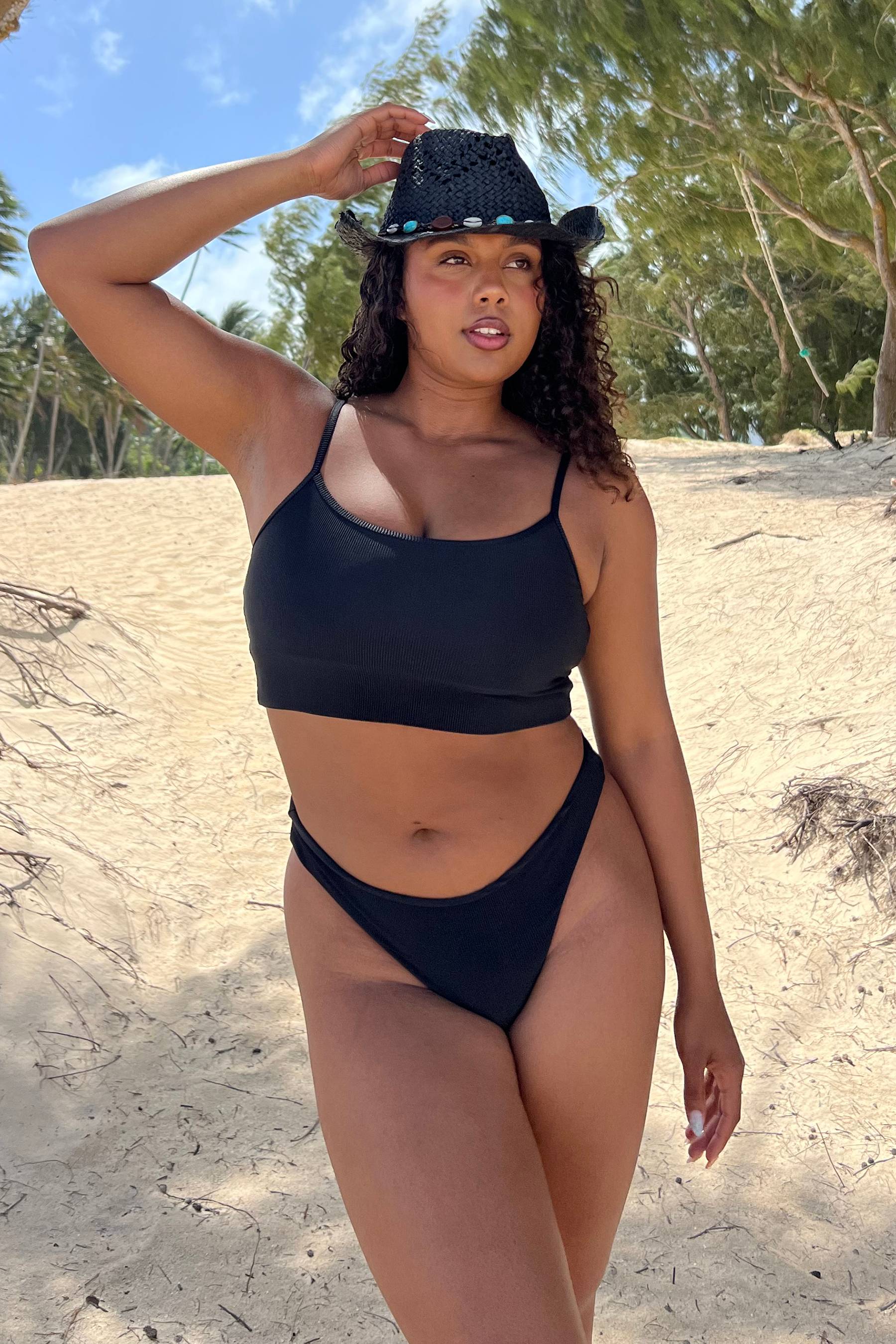 Elara Top Black - Image 9